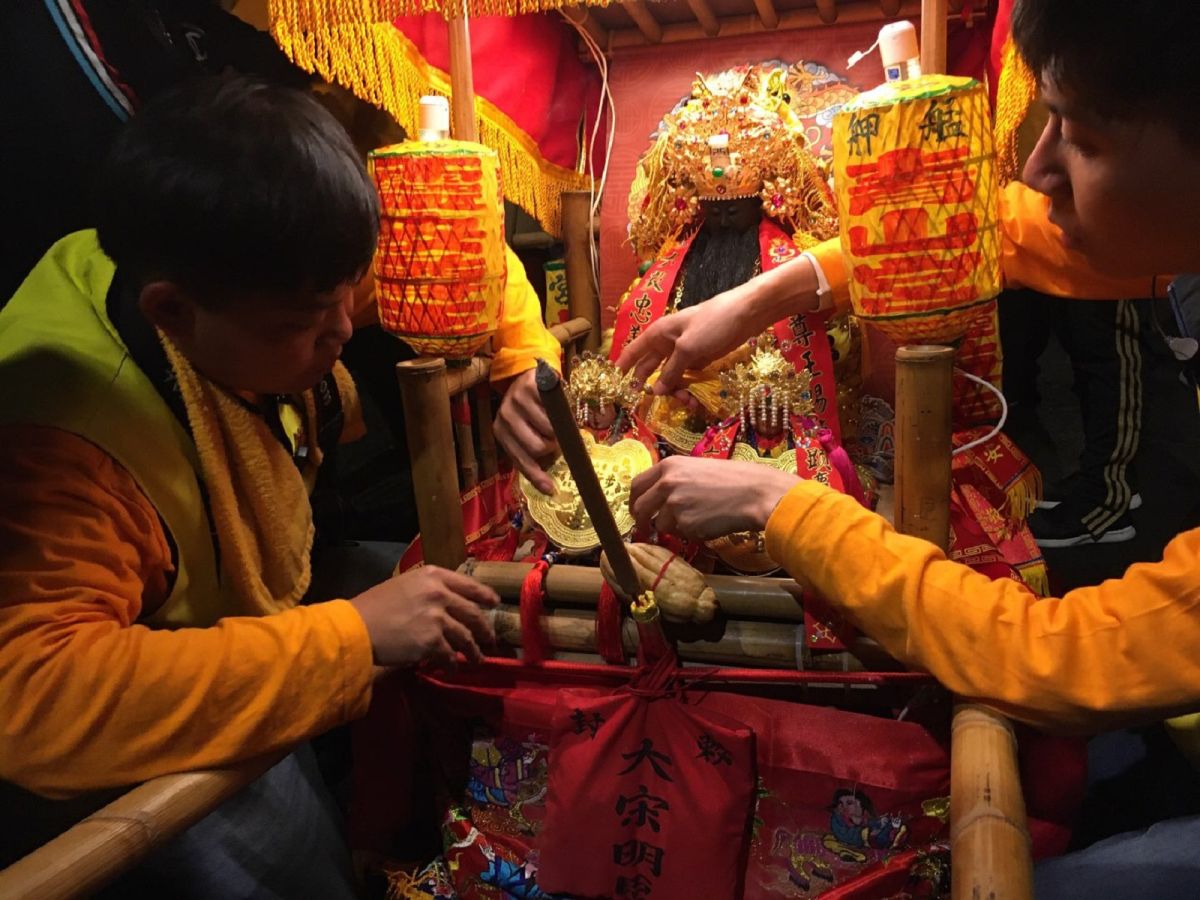 青山宮靈安尊王。（圖／記者黃彥昇攝）