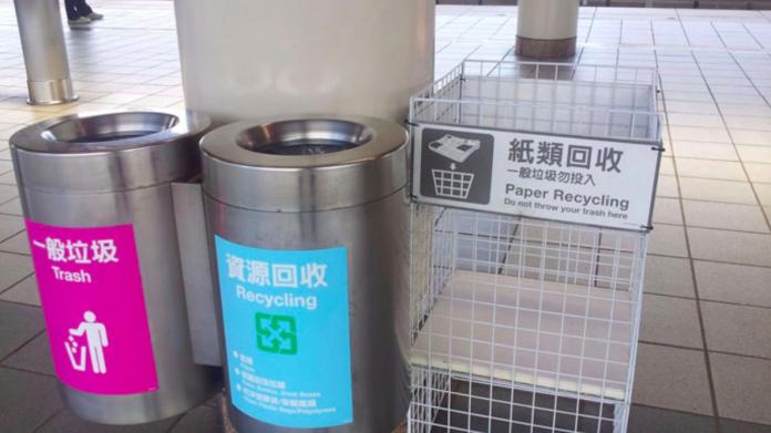 ▲捷運站都會設置垃圾桶給民眾使用。（示意圖／翻攝PTT）
