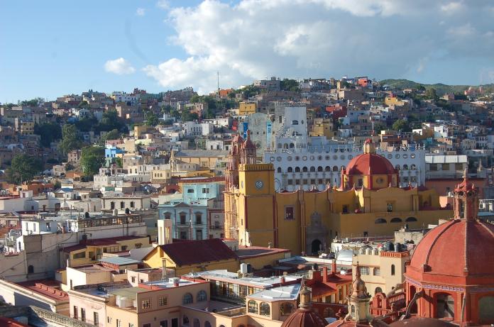 ▲專家指出拉丁美洲沒有確診案例的原因，圖為墨西哥瓜納華托市。（圖／ Pixabay ）