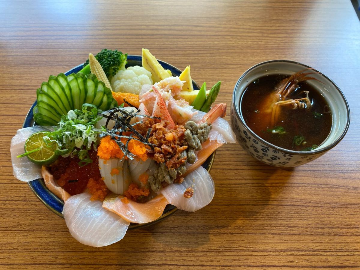 ▲「和森鮓」超澎拜的豪華和森丼。（圖／記者陳聖璋攝，2020.02.17）