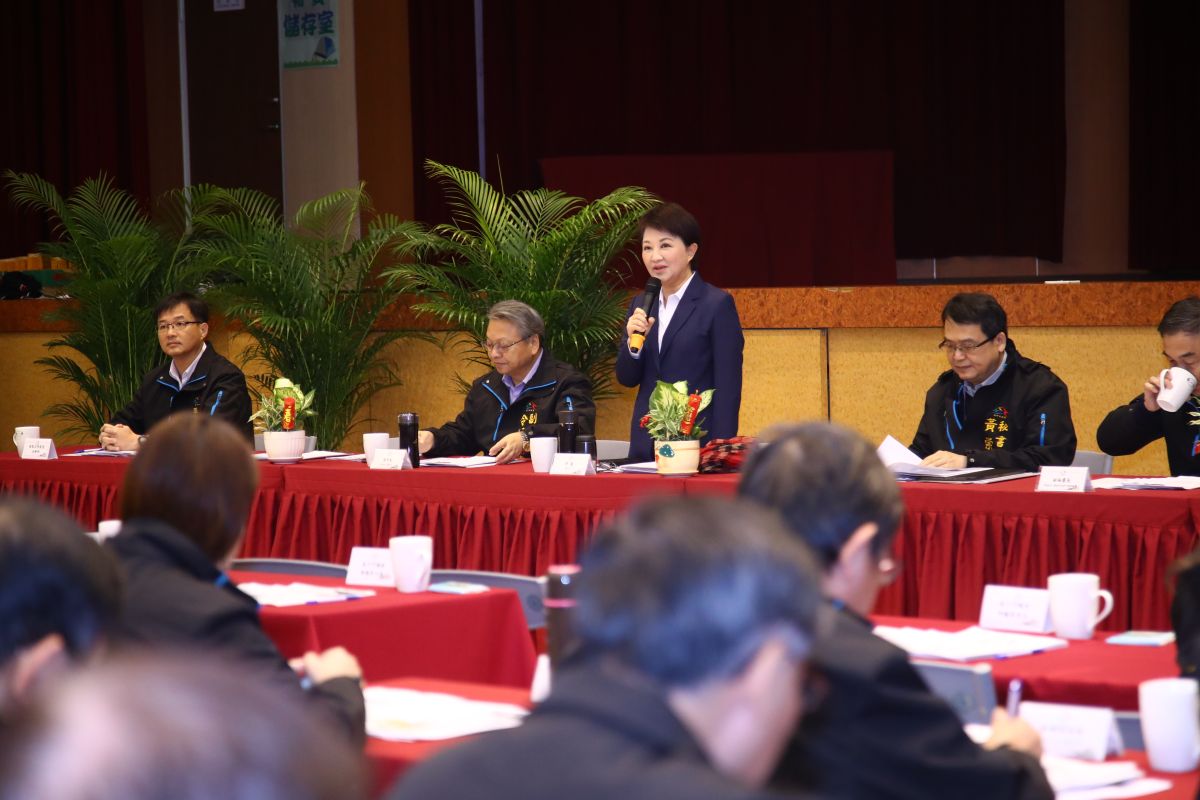 ▲武漢台商返台專機，其中有69人安置在台中檢疫所，市長盧秀燕在市政會議表示，隔離期間民眾全數健康，無確診病例 (圖／柳榮俊翻攝2020.2.18)