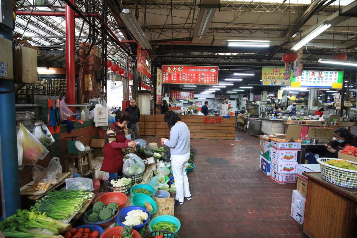 ▲武漢肺炎疫情衝擊台灣經濟，中市府祭出三大紓困措施，減輕業者負擔。 (圖／經發局提供2020.2.19)