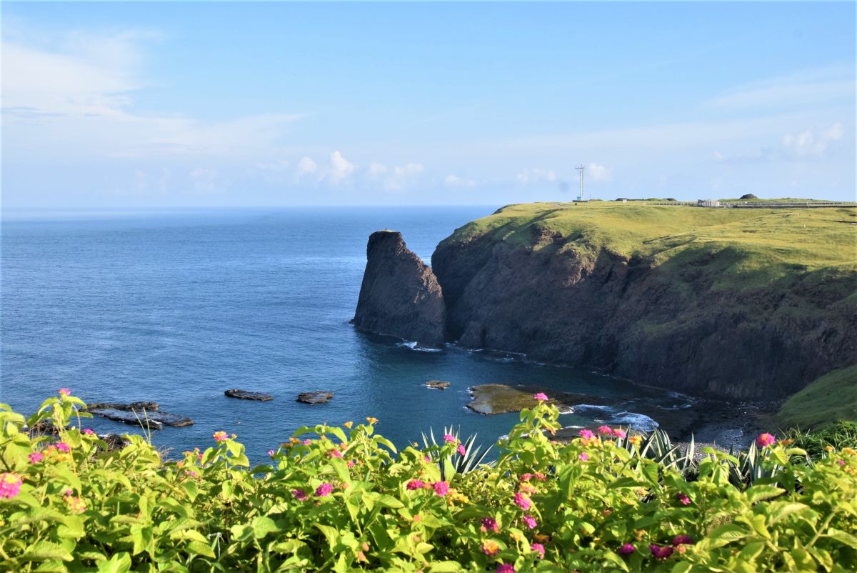 ▲澎湖知名的風景區七美離島目前研議徵收「登島清潔管理費」，鄉長呂啟俊表示，初步構想是團體每人收費25元，個人部分30元，採取隨船徵收。（圖／記者張塵攝，2020.02.20）