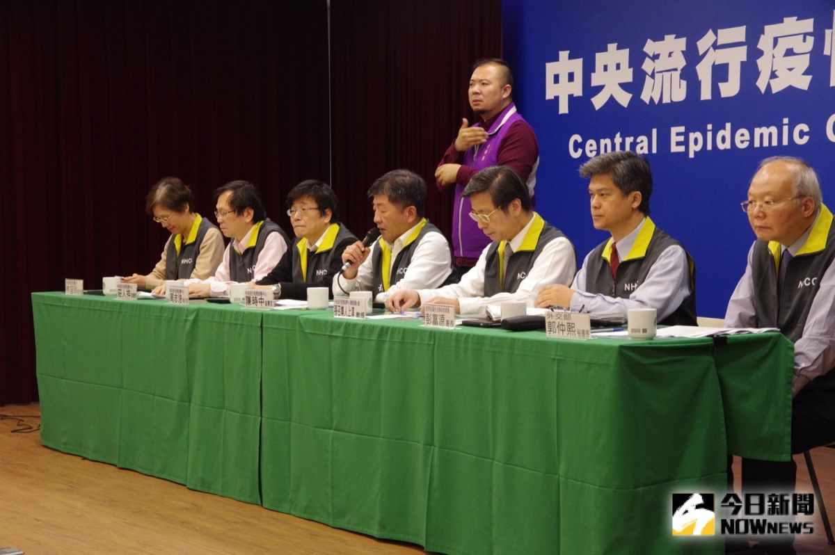 ▲中央流行疫情指揮中心今（ 20 ）日將韓國旅遊疫情建議提升至第一級「注意」，也會評估將日本旅遊疫情建議升級成第二級「警示」。（圖／記者陳致宇攝, 2020.02.20）