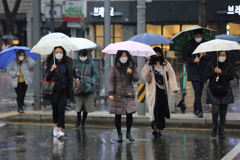 群聚感染嚴重！南韓政府將對所有新天地教徒病毒篩檢
