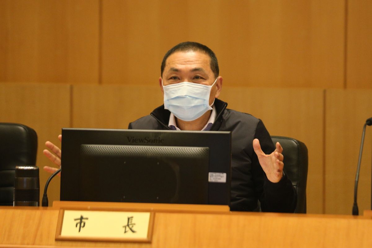 ▲侯友宜表示，針對人擠人、長時間接觸的活動，且共同住宿、飲食，他認為不適宜舉辦大甲媽遶境。（圖／記者宋原彰攝，2020.02.26）