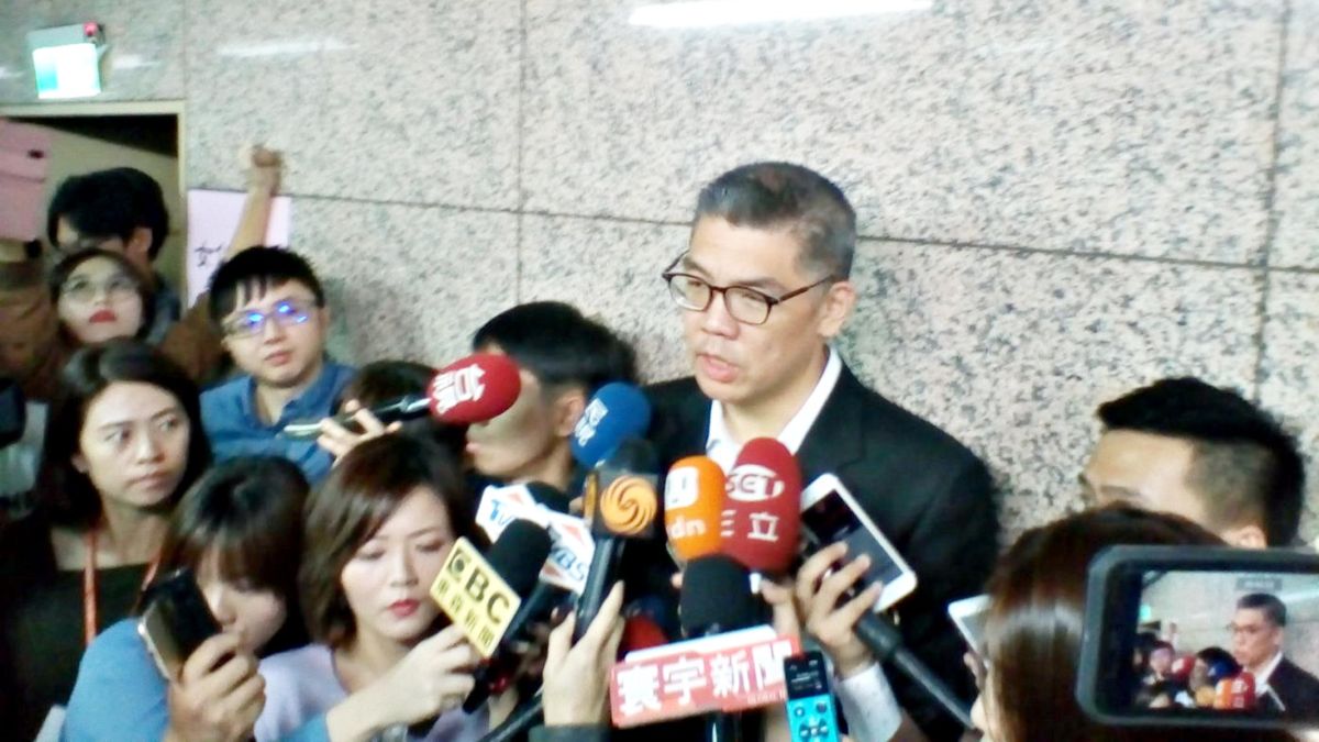 被檢舉送禮買票？連勝文怒斥：國民黨「內鬥內行」！ | 政治快訊| 要聞| NOWnews今日新聞