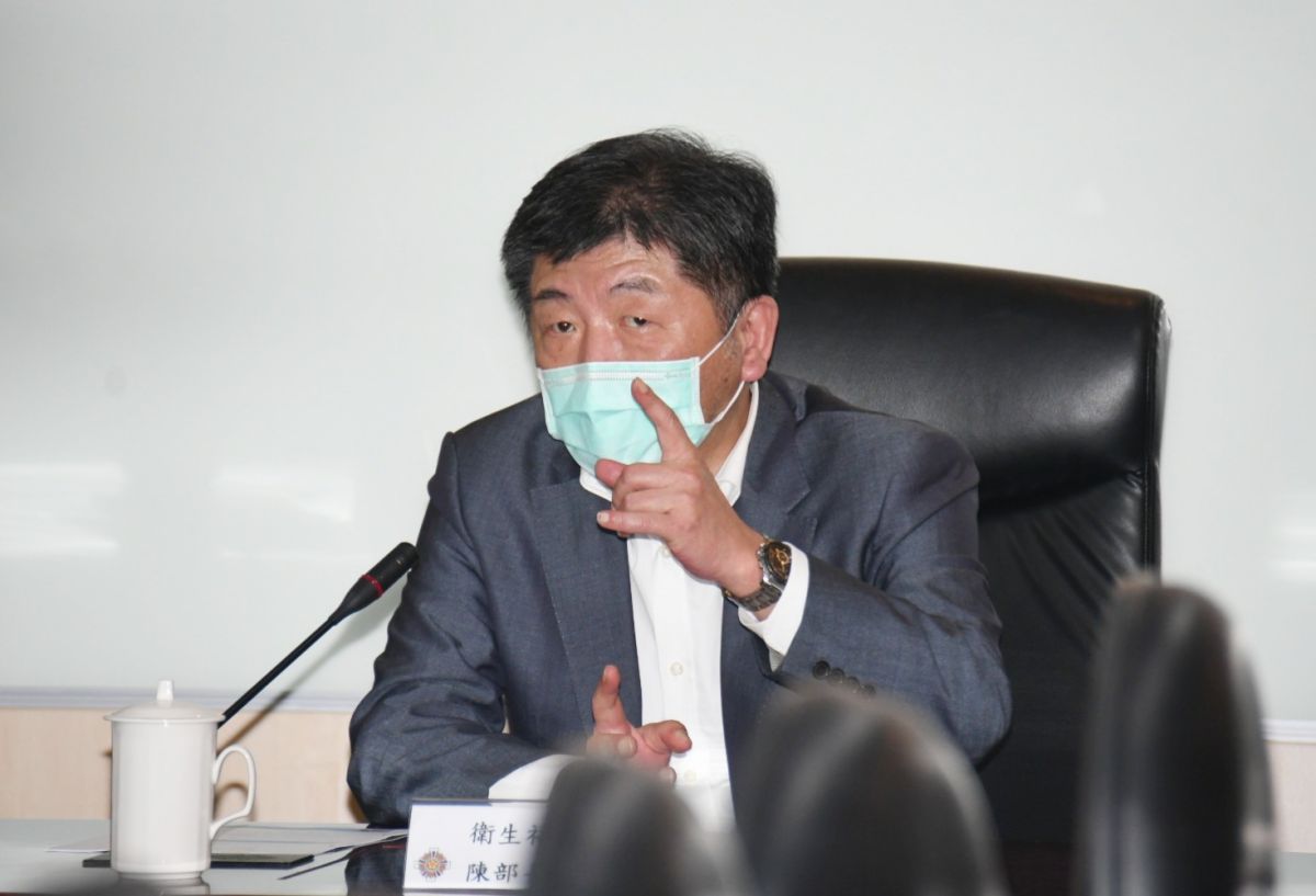 非法移工成為防疫漏洞，有人認為醫院若發現有非法移工應該舉報，但陳時中不贊贊成，認為他們會避開醫院，對防疫沒幫助。 (圖/記者林調遜攝)