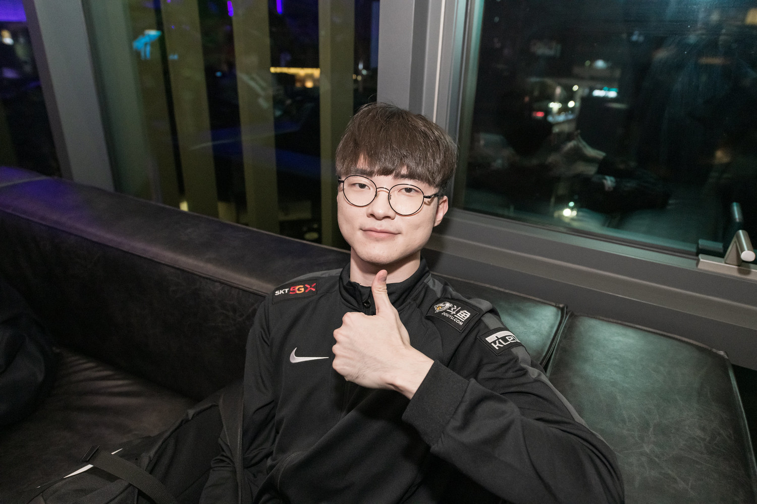 T1 當家王牌中路 Faker 接受韓媒 E레기 的快問快答 圖：翻攝自 League of Legends Champions Korea flickr