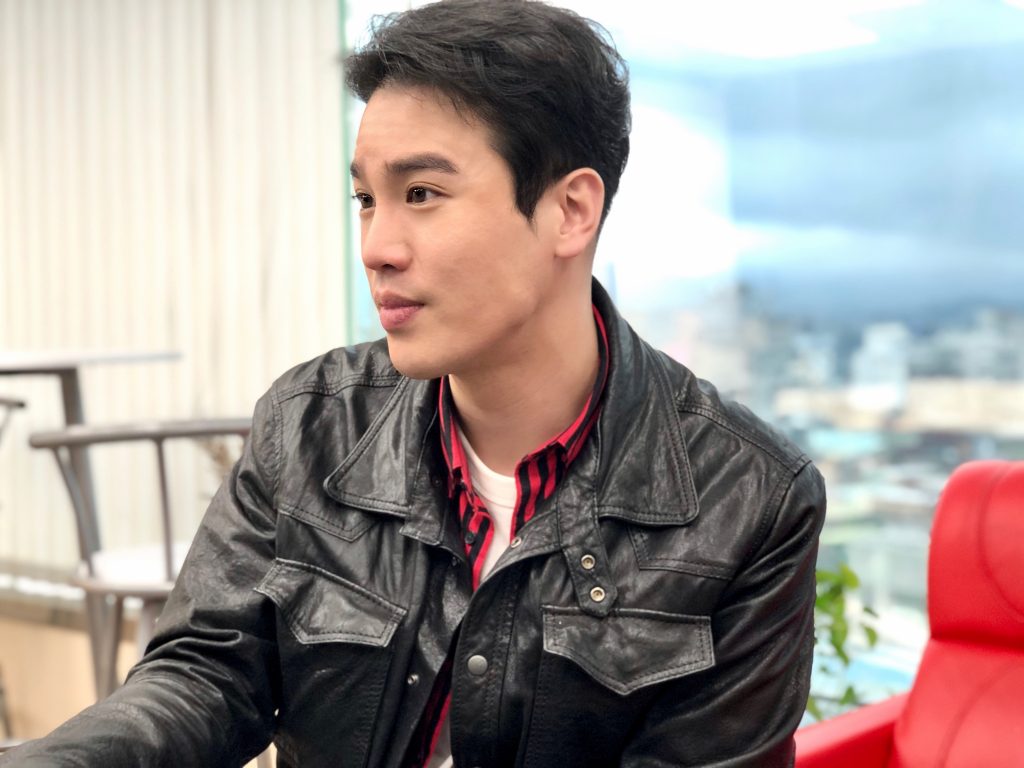 ▲謝毅宏個性樂觀 。（圖／艾迪昇娛樂提供）