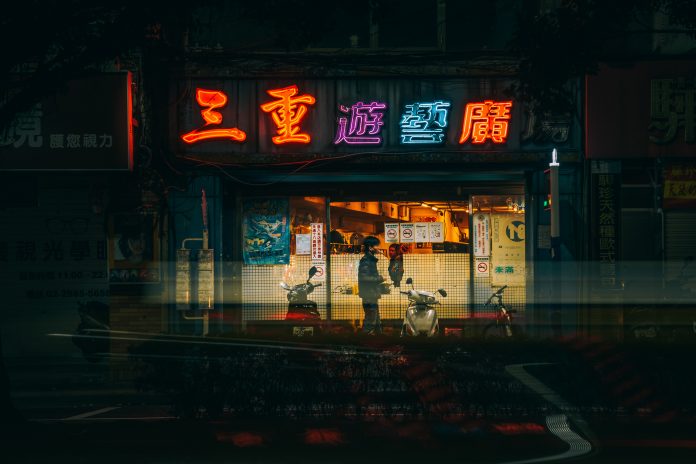 ▲台北漫步系列2 | Nightwalk: Taipei #2 。（圖／Courtesy of Behance/Przemek Krawczykowski）