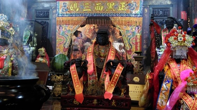 嘉義縣溪北六興宮祀奉正黑面三媽,威靈顯赫,香火鼎盛。(圖/NOWnews記者邱嘉琪攝,資料照片)