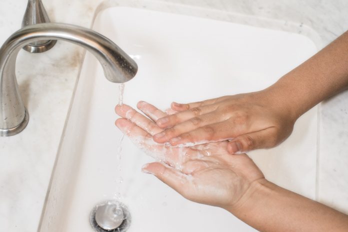 「無效洗手」＝白洗　苦苓醫師友提6重點：多數人都輕忽
