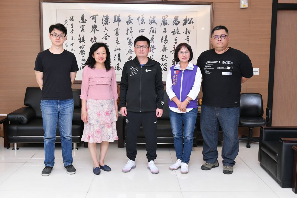 ▲彰化縣議會議長謝典邀集縣府與議會各黨團與政黨代表研議會商，決議暫緩召3月份的臨時會，讓縣府全力投入防疫工作。（圖／記者陳雅芳翻攝，2020.03.02）