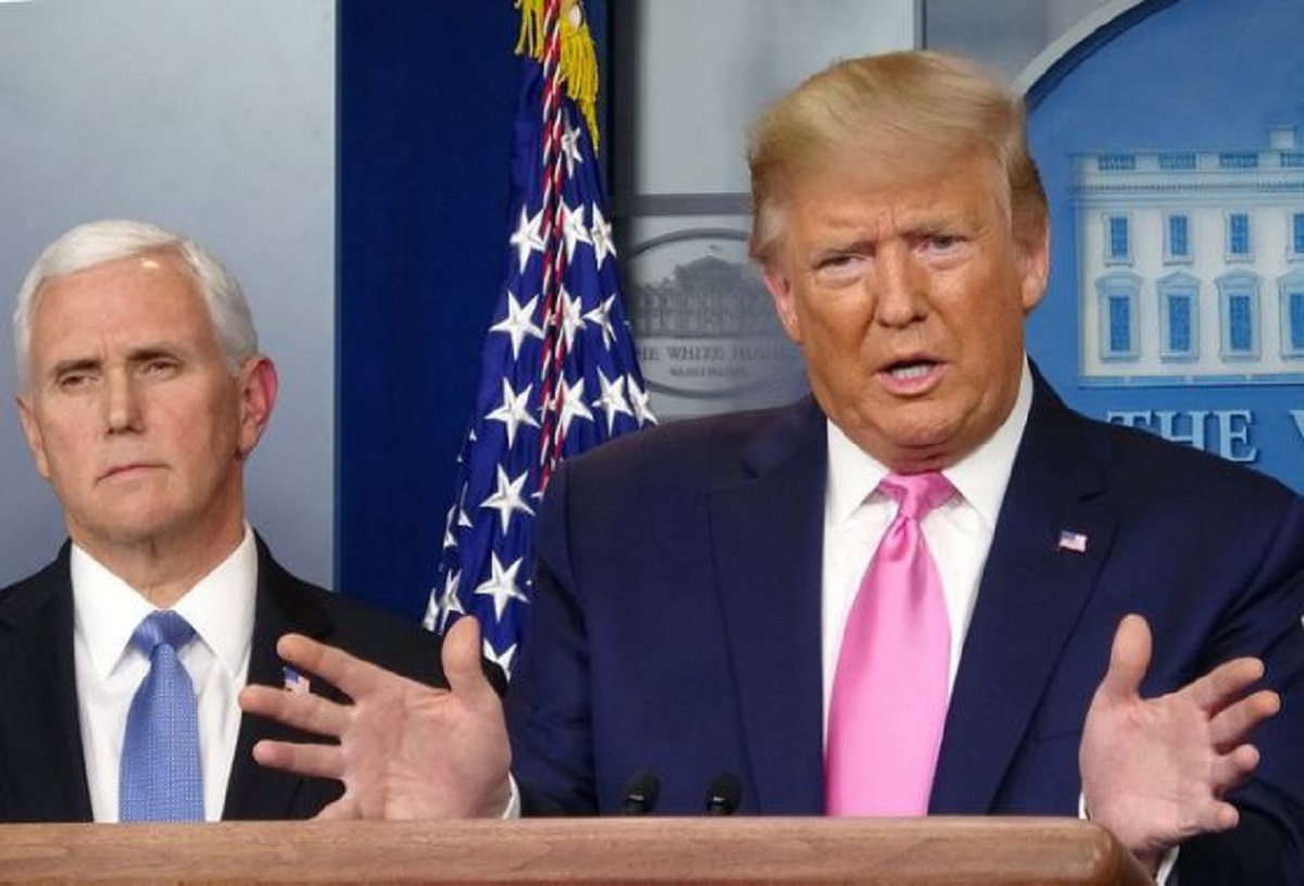 美國總統川普美東時間 2 月 26 日親上火線，強調美國武漢肺炎疫情風險很低，希望淡化恐慌。中央社記者江今葉華盛頓攝109年2月27日