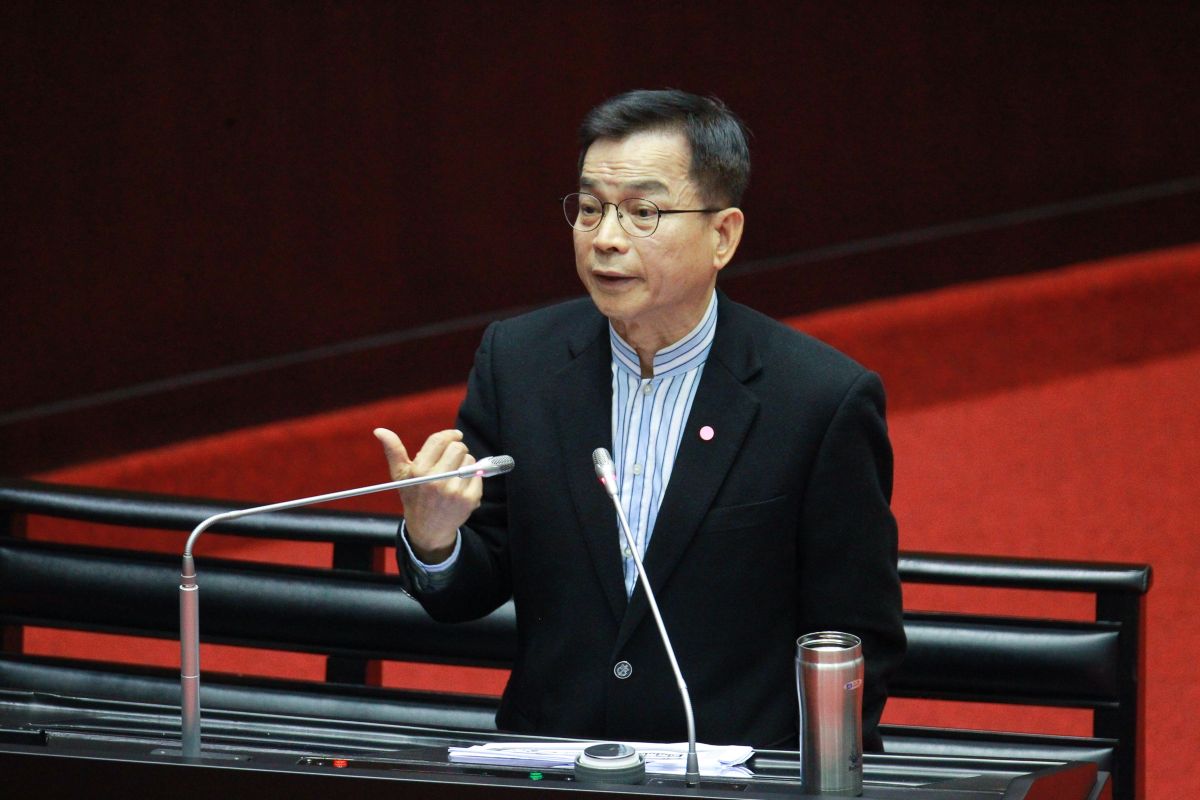 ▲台北市長柯文哲指出，美豬價格較低，窮人相對容易吃到，引發民進黨陣營反駁，國民黨立委賴士葆則認同柯文哲的說法。（圖／記者葉政勳攝 , 2020.03.03）