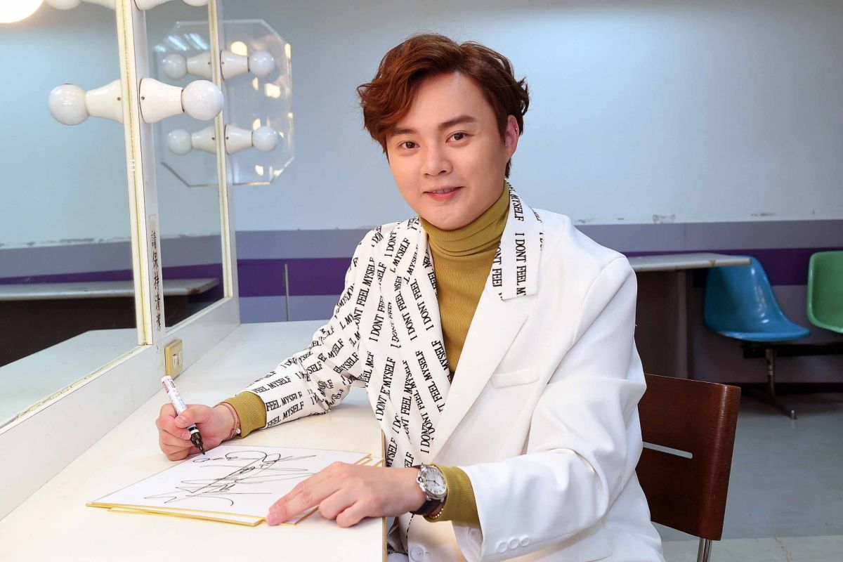 ▲許富凱防疫有一套。（圖／LiTV  、華視）