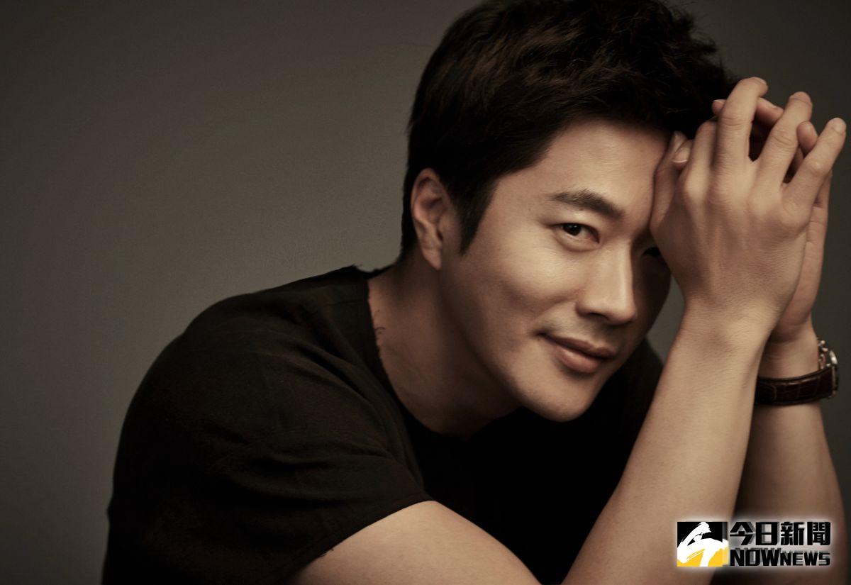 ▲權相佑接受專訪聊代表作被致敬。（圖／甲上）
