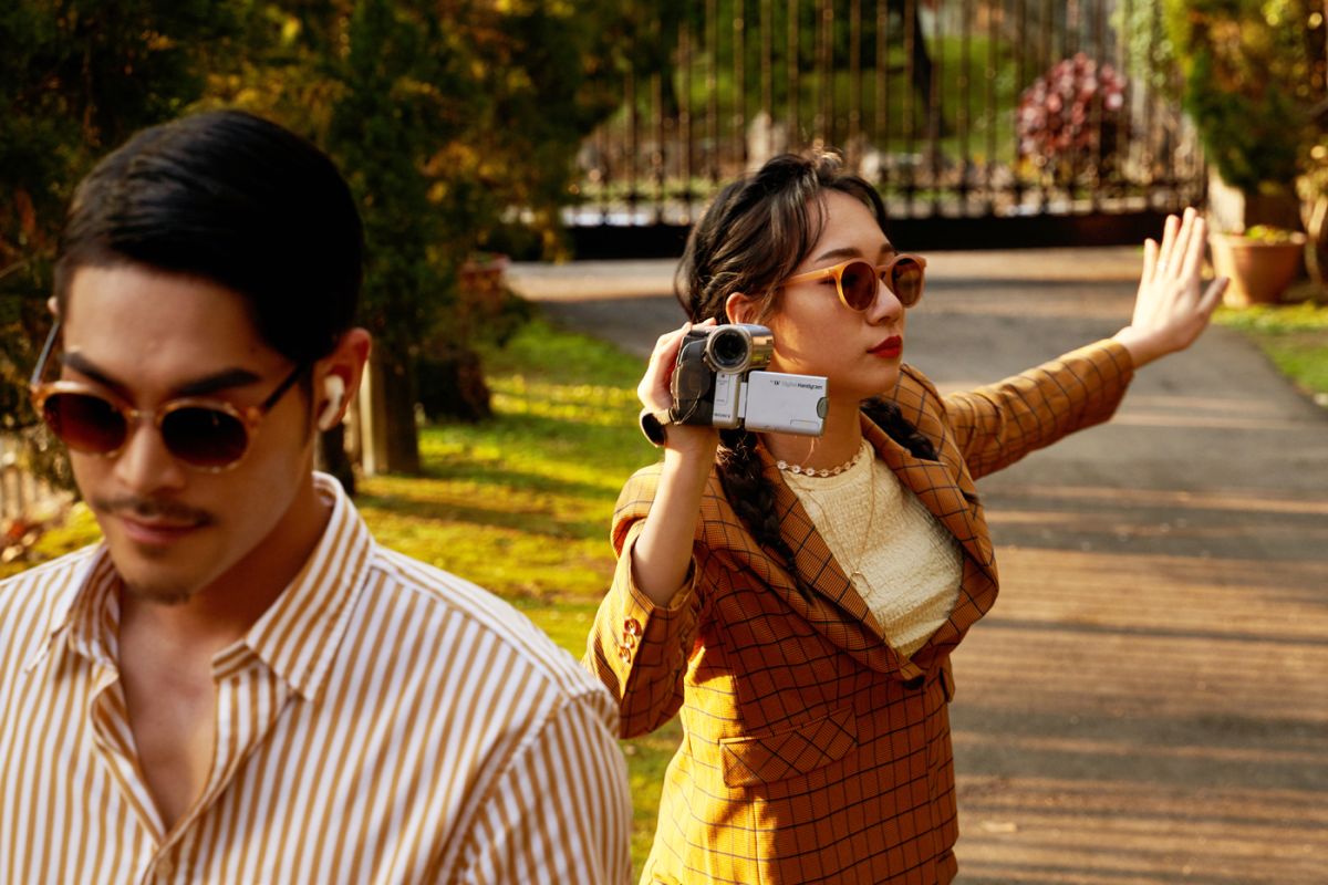 ▲吳卓源推出新歌〈七十億分之一加一〉，找來精壯猛男迪恩合作。（圖／華風數位提供）