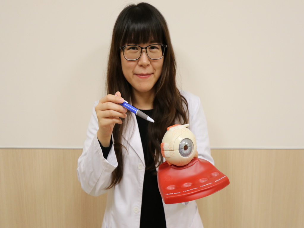 ▲醫生說，大多數甲狀腺眼病變的患者，只要定期至眼科門診追蹤。 (圖／林重鎣攝2020.3.6)