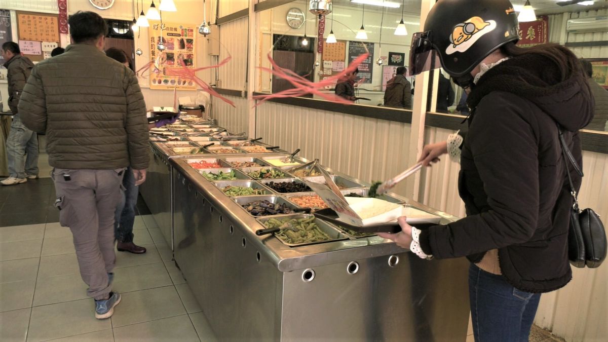 ▲便當店已經成為現代人繁忙生活中打發的三餐好夥伴。示意圖與內文無關。（圖／蔡若喬攝, 2020.03.06）