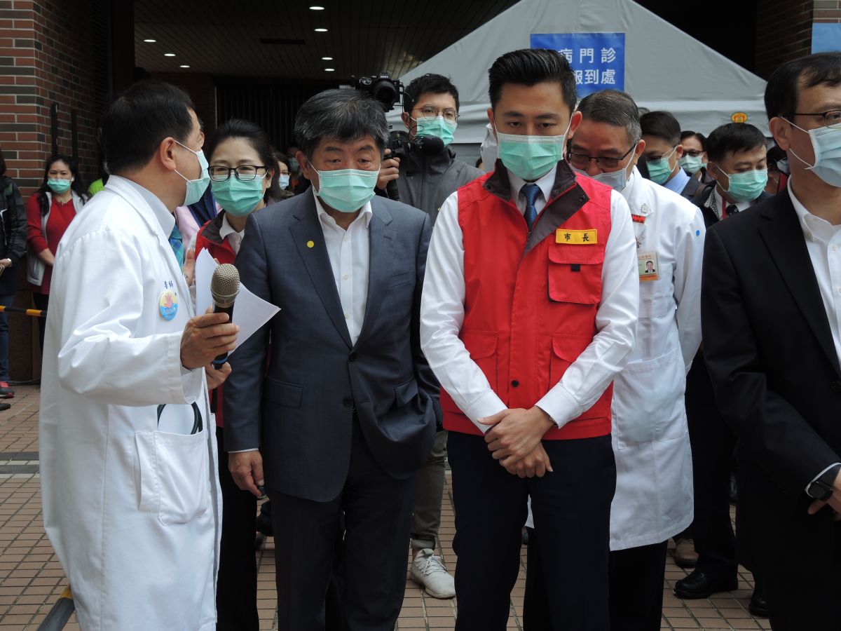 ▲中央流行疫情指揮中心指揮官陳時中今(7)日上午9時前往新竹馬偕醫院參加防疫演練，他肯定新竹市政府對防範疫情所做的努力。(圖/記者金祐妤攝，2020.3.7)