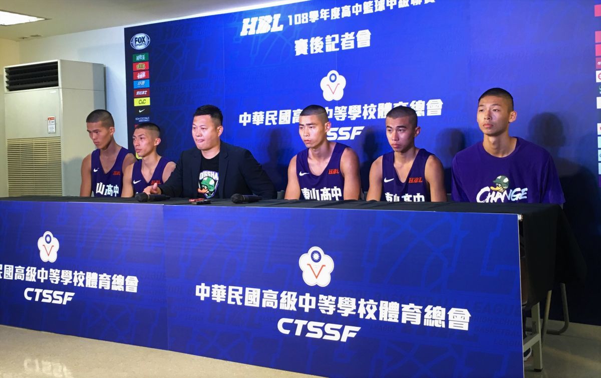 ▲108學年度HBL4強賽，東山高中出席賽後記者會。（圖／鍾東穎攝 ,2020.03.07）