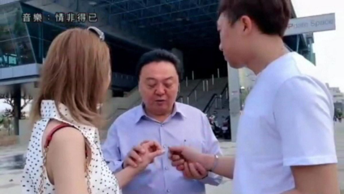 ▲員林市公所辦理未婚聯誼活動，員林市長游振雄客串當起月下老人。（圖／記者陳雅芳翻攝，2020.03.09）