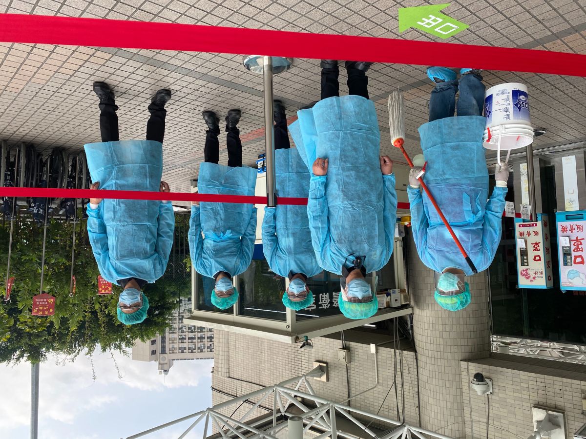 ▲新北市亞東醫院今（10）日開始取消現場掛號，只能使用網路或電話掛號。（圖／亞東醫院提供）