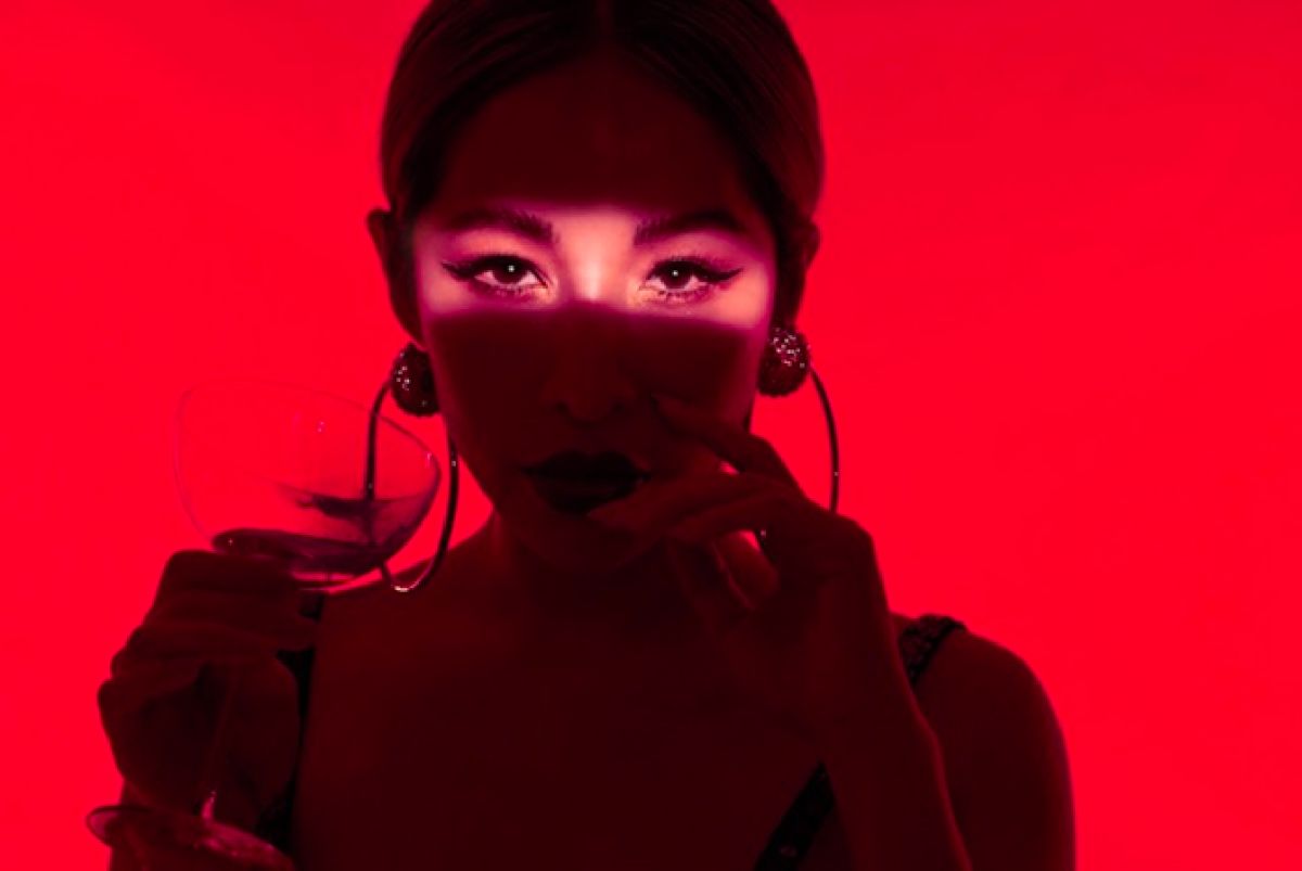 ▲蕭亞軒推出暖心單曲〈不如先慶祝能在一起〉，選在母親冥誕當天上架。（圖／軒亞娛樂國際有限公司提供）