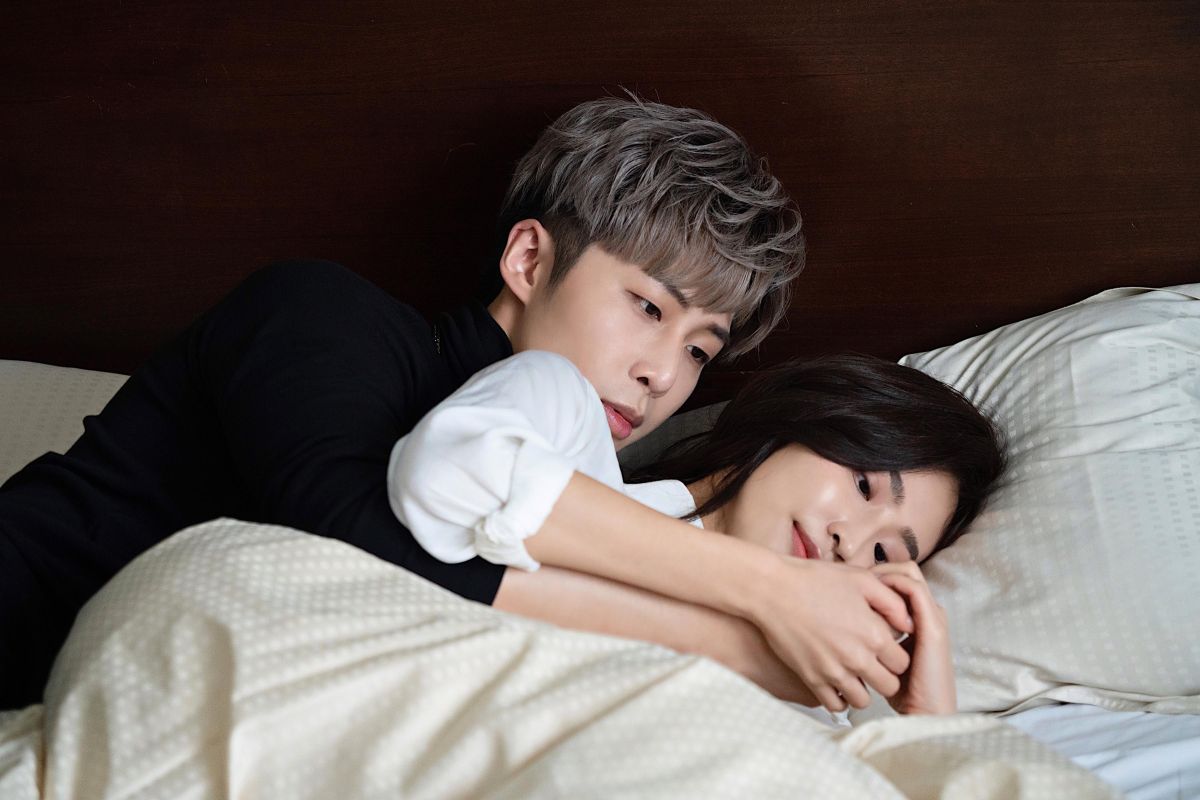 ▲李建軒推出新歌〈無法告訴你〉，邀來台大正妹蔡沁妍出演MV女主角。（圖／邦寧傳播推出新歌）