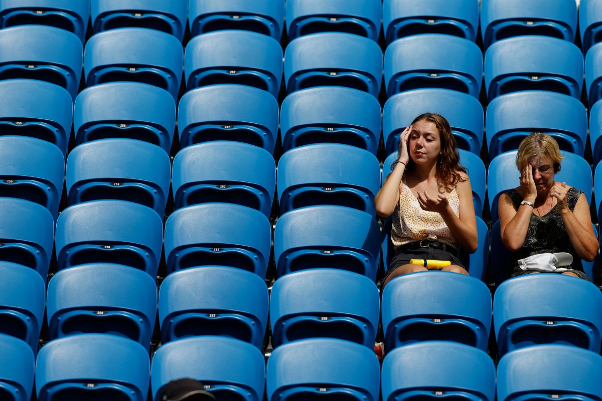 網球迷進場觀看賽事。（圖／美聯社／達志影像）