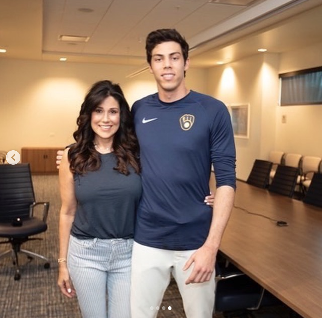 Christian Yelich與母親合影。（圖／取自Yelich IG)