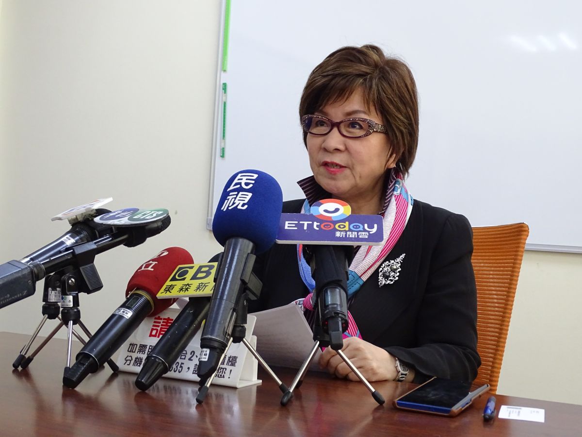 ▲質詢挨自家人批，國民黨立委張育美出面說明道歉。（圖／記者呂炯昌攝, 2020.3.16）