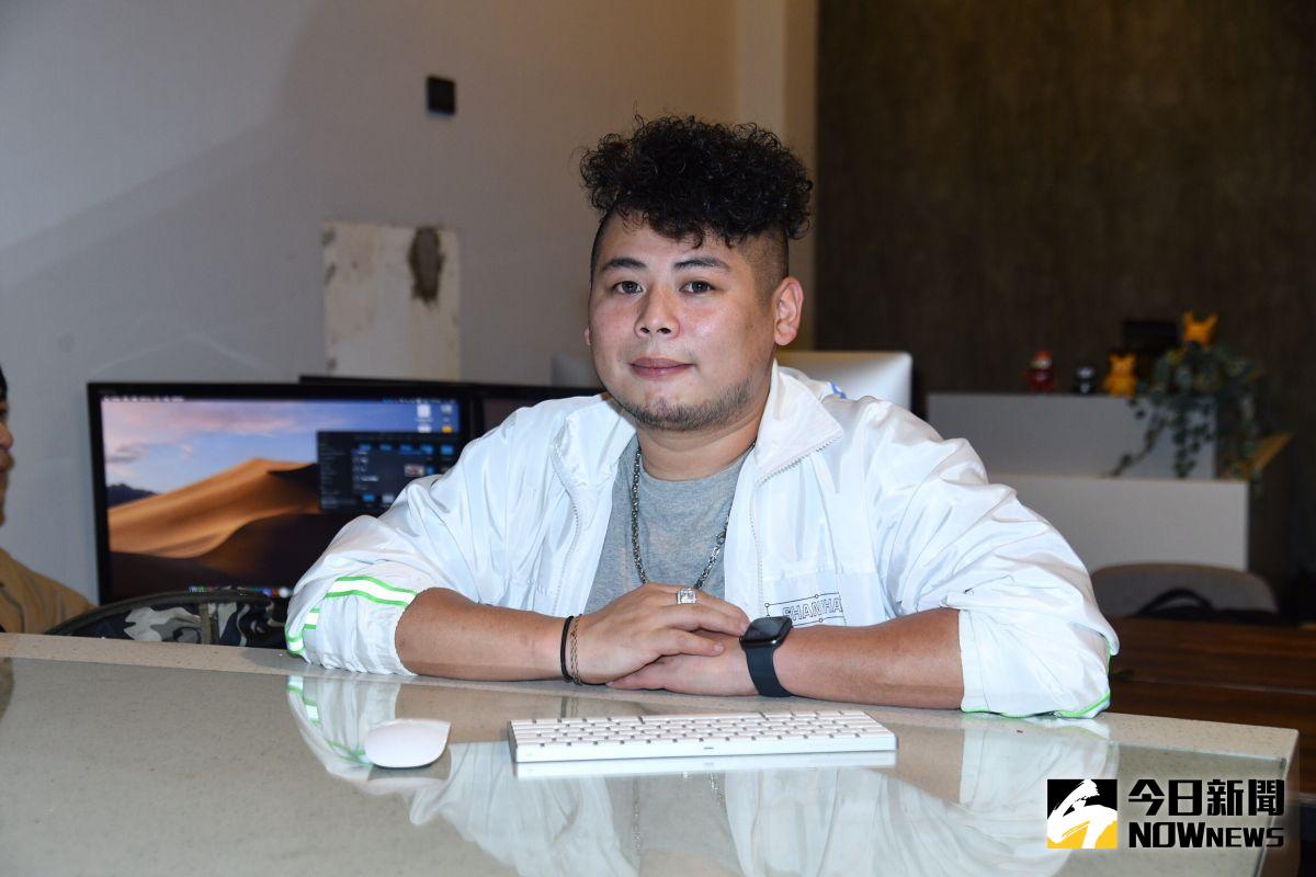 ▲游否希去年才自立門戶，買下「在不瘋狂就等死」YT頻道，沒想到事隔1年就出售其百萬粉絲專頁。（圖／資料照）