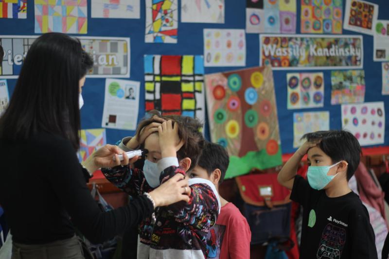 武漢肺炎案例竄升　台北美國、歐洲學校宣布停課
