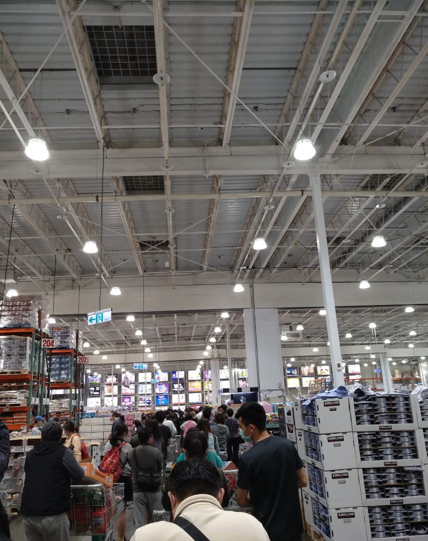 ▲近日有網友在 PTT 發問「好市多有什麼必買的嗎？」不料全場竟狂推薦一項「爆冷門食物」。（圖／翻攝自臉書社團《 COSTCO 好市多商品經驗老實說》）