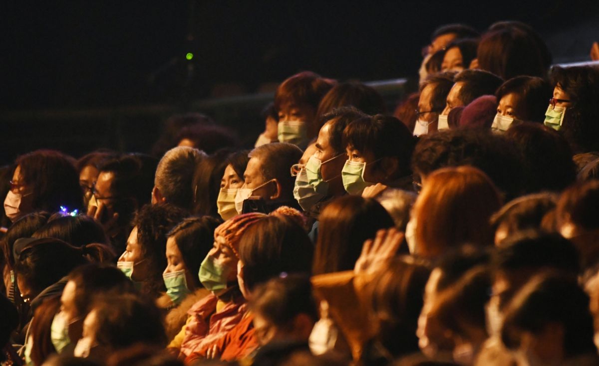 ▲一名網友在PTT八卦版分享全球疫情趨勢，值得慶幸的是，疫情最為慘重的幾個國家，已經刷新確診、死亡數新低的紀錄，讓網友感到十分欣慰。（圖／NOWnews資料畫面）