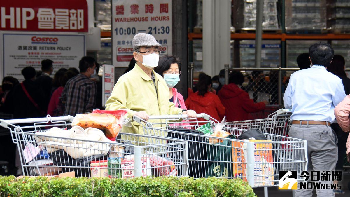 ▲近日有網友質疑「 Costco 出口確認購買物的志工真的會認真看嗎？」釣出內行網友揭密真相。（圖／記者林調遜攝）