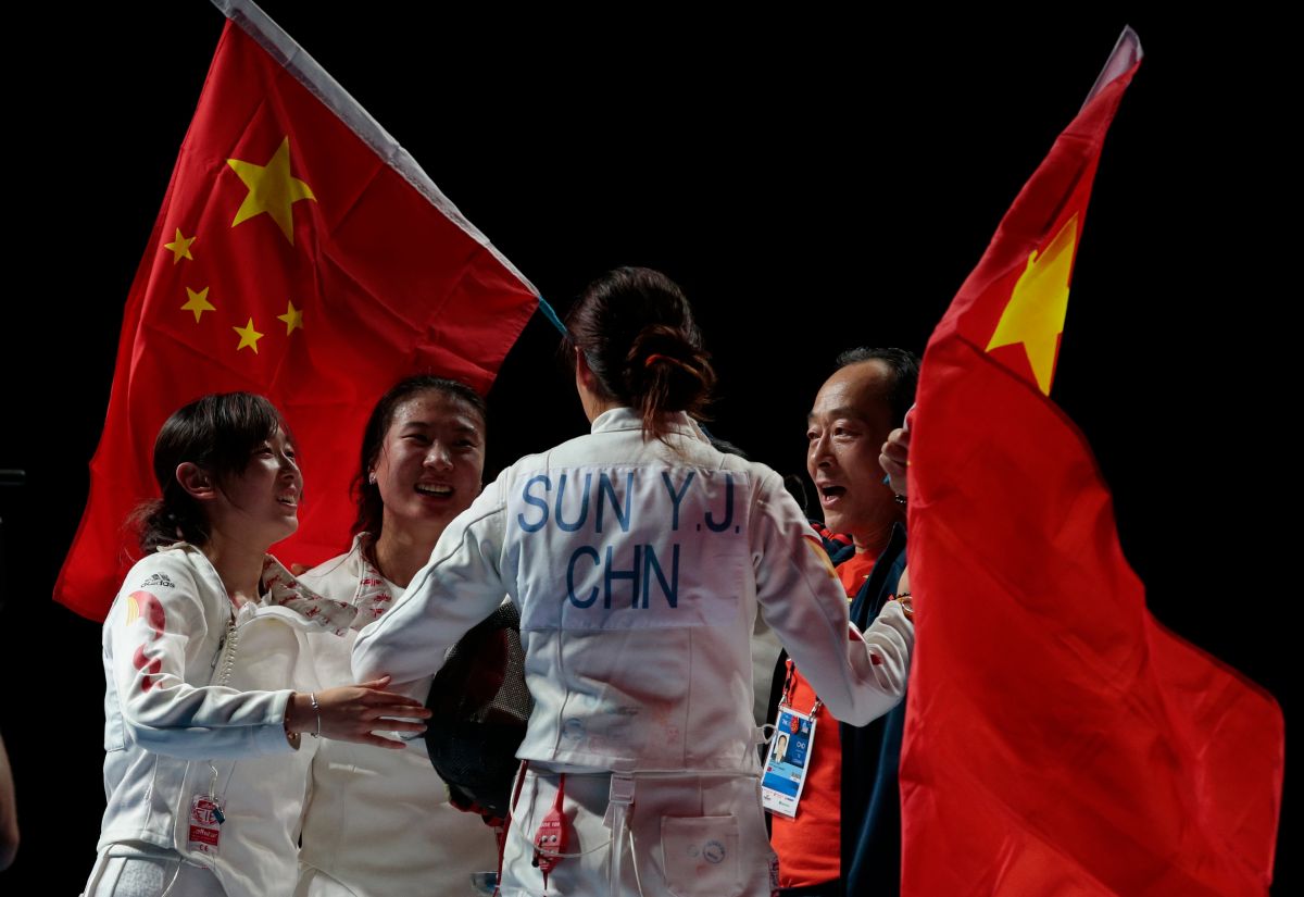 中國大陸擊劍隊。（圖／美聯社）