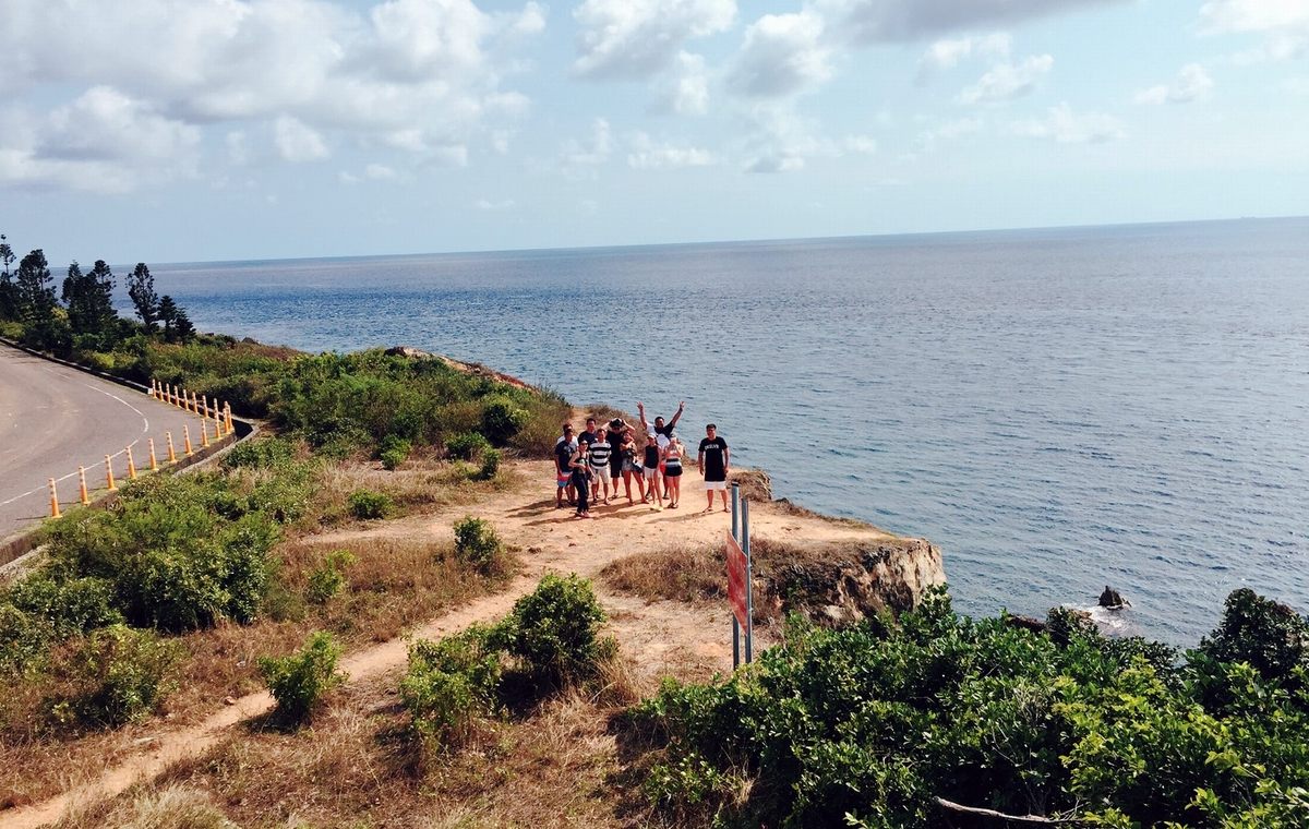 ▲指揮中心呼籲「非必要勿出國」，屏東縣推小琉球旅遊，民眾保持心情愉快、釋放壓力對免疫力也有幫助，到開放空間走一走。（圖／屏東縣政府提供 , 2020.03.20）