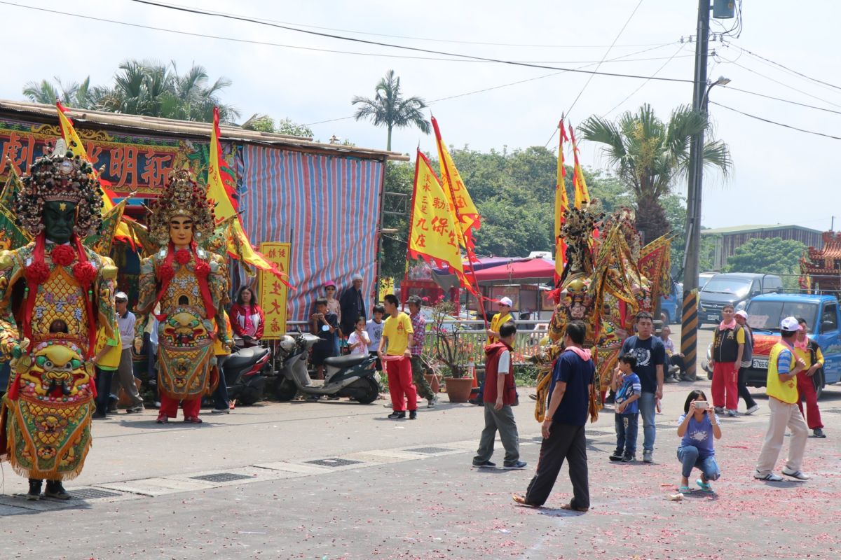 ▲淡水三芝九庄輪祀保生大帝是當地重要的信仰活動，適逢武漢肺炎肆虐，經過市府、議員及里長們協調，今（20）日召開會議，宣布今年4月8日遶境取消，改以車巡不停靠的形式，精減規模進行祈福儀式，降低人潮群聚感染風險。（圖/新北民政局提供）