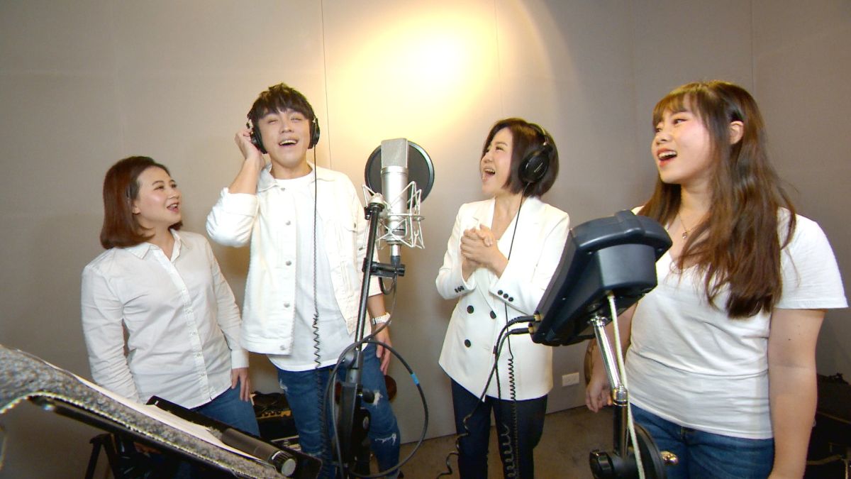 ▲于美人獻唱。（圖／三立）