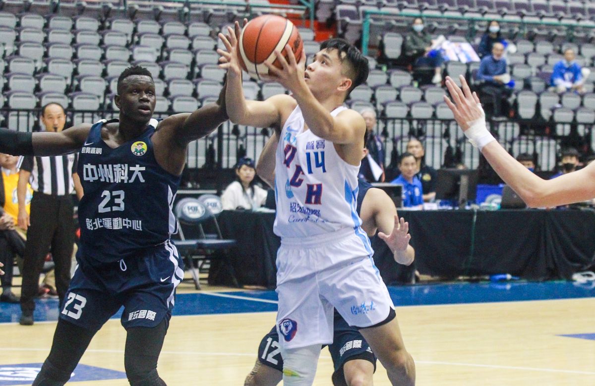 ▲ UBA四強賽男子組 健行科大 VS. 中州科大。健行科大簡廷兆。（圖／記者葉政勳攝 , 2020.03.21）