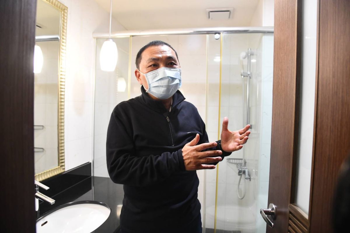 ▲新北2歲男童恩恩染疫病逝，新北市長侯友宜處理過程與態度引發譁然。（圖／新北市政府提供）