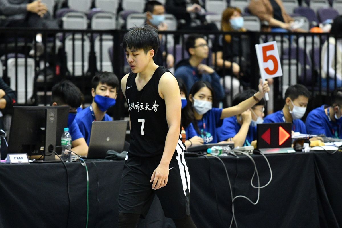 佛光大學朱育勤。（圖／林柏年攝）