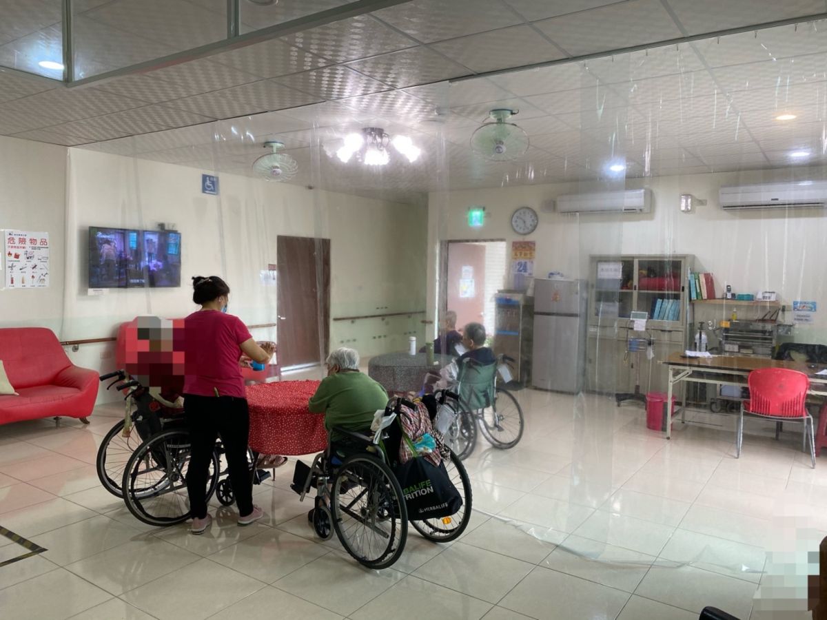 ▲因配合防疫政策，增加不少營運成本，養護機構業者希望政府能給予補助。（圖／記者陳聖璋攝，2020.03.24）