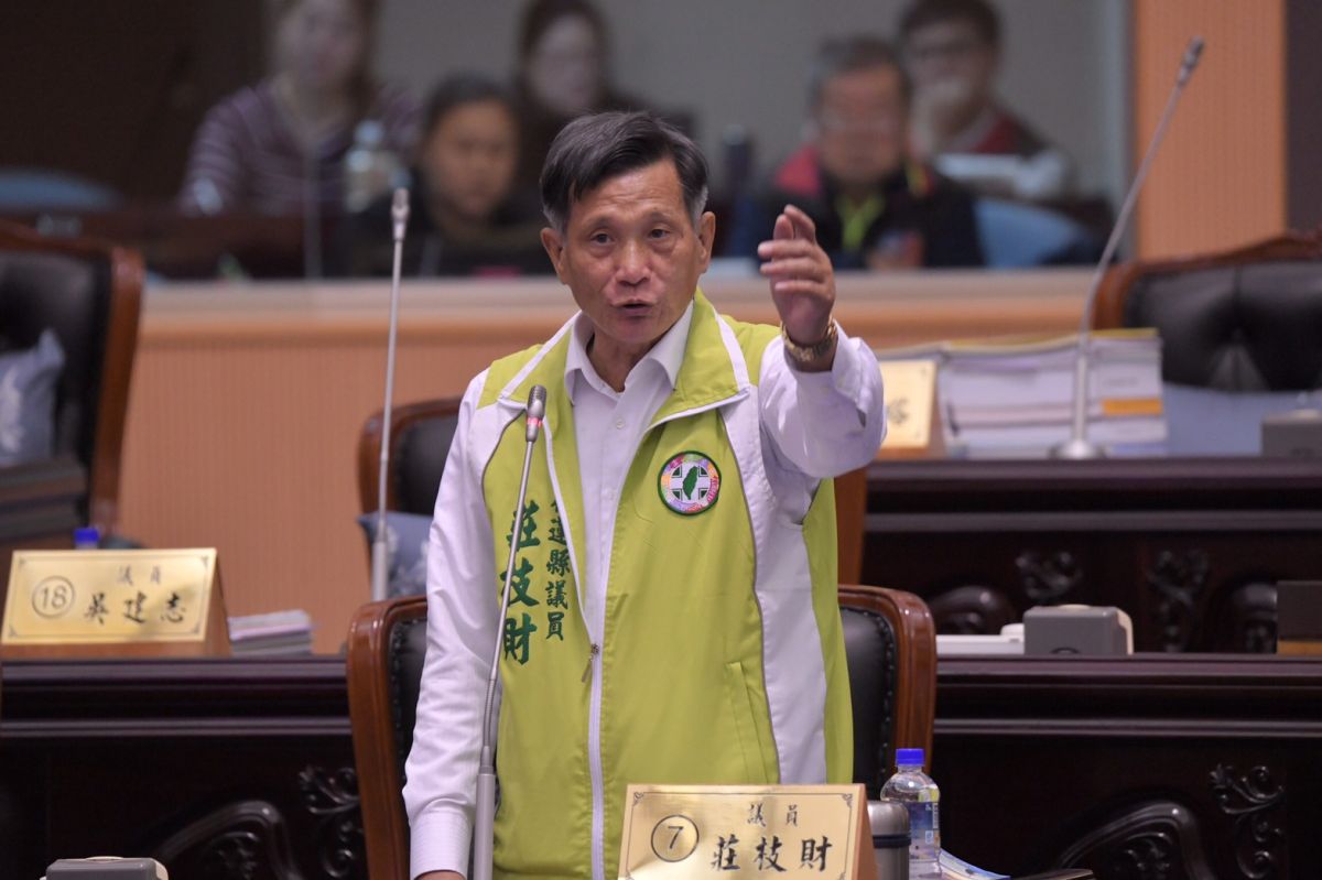 ▲民進黨籍花蓮縣議員莊枝財，今在臨時會提議為避免群聚感染危機，應無限期休會，各黨團議員支持附議。（圖／記者鄭志宏攝,資料照）