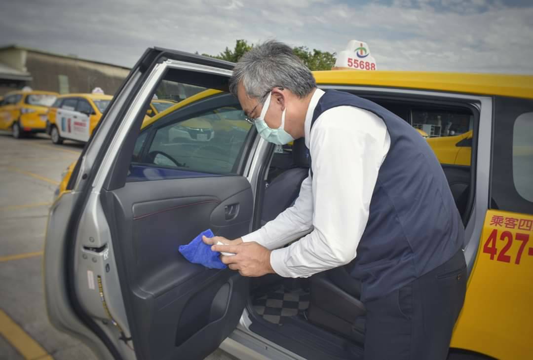 ▲立法院長蔡其昌表示，武漢肺炎期間，小黃司機挺身站上第一線，防疫運輸的重責大任。(圖／柳榮俊翻攝2020.3.25)