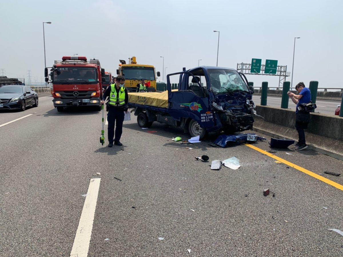 ▲國道三號北上191和美路段發生連環大追撞。（圖／記者陳雅芳攝，2020.03.25）